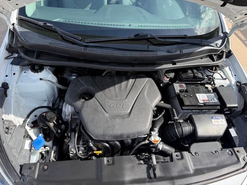 Used 2017 Hyundai Accent SE FWD image 33