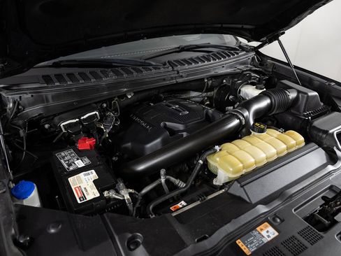 Used 2019 Lincoln Navigator Reserve image 44