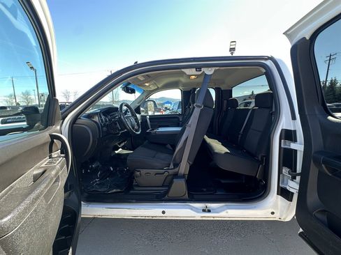 Used 2013 Chevrolet Silverado 2500 LT w/ Suspension Package, Off-Road image 35
