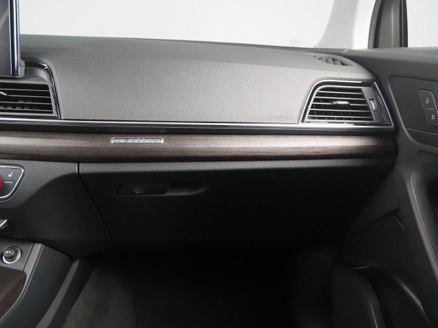 Used 2023 Audi Q5 2.0T Premium w/ Convenience Package AWD/4WD image 34
