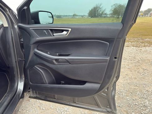Used 2018 Ford Edge SEL w/ Equipment Group 201A image 15