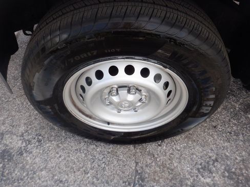 Used 2025 Toyota Tacoma SR RWD image 6