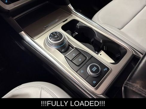Used 2021 Ford Explorer XLT w/ Equipment Group 202A image 21