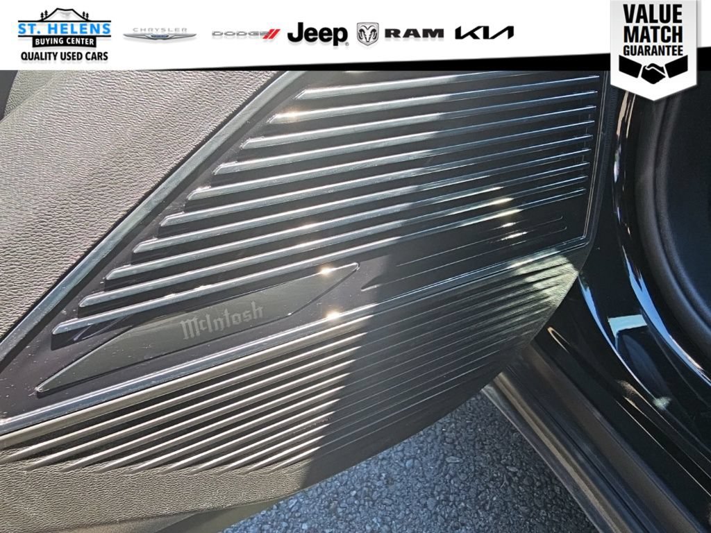Used 2024 Jeep Wagoneer Launch Edition AWD/4WD image 29