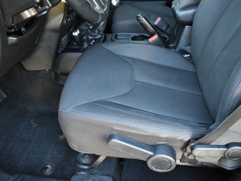 Used 2017 Jeep Wrangler Unlimited Sport w/ Quick Order Package 23S image 23