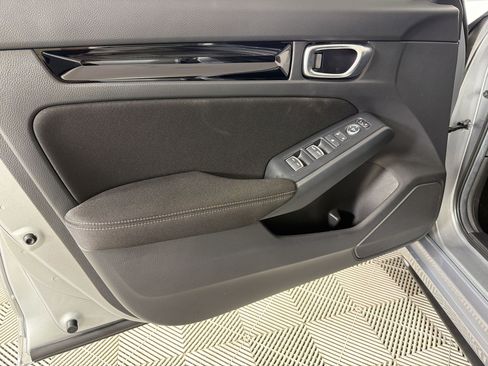 Used 2025 Honda Civic Sport image 11