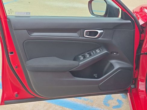 Used 2024 Honda Civic Sport image 12