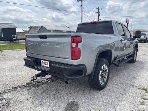 Used 2025 Chevrolet Silverado 2500 Custom w/ Custom Value Package AWD/4WD image 3