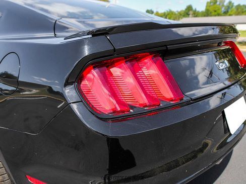 Used 2017 Ford Mustang GT image 65