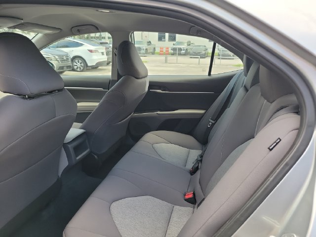 Used 2024 Toyota Camry LE FWD image 8