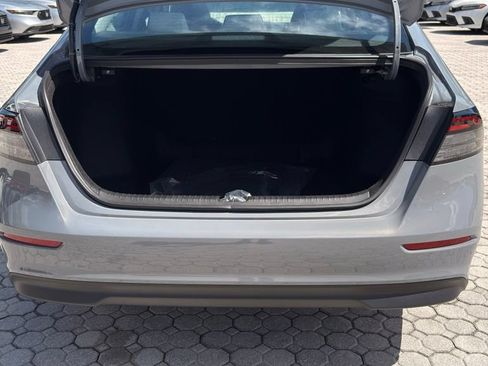 Used 2026 Honda Accord SE image 18