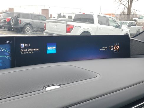 New 2025 Lincoln Navigator L Reserve w/ Jet Appearance Package image 19