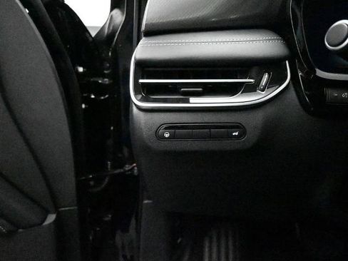 Certified 2025 INFINITI QX60 Luxe image 10