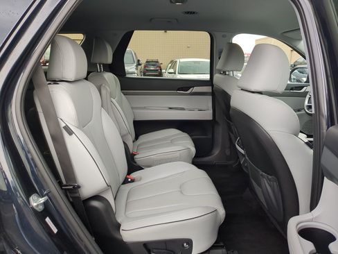 Used 2025 Hyundai Palisade SEL AWD/4WD image 32