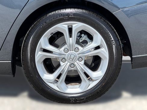 Certified 2025 Honda Accord LX image 11