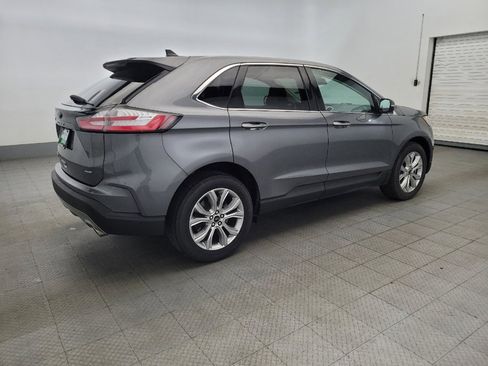 Used 2024 Ford Edge Titanium image 10
