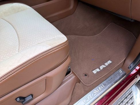 Used 2019 RAM 2500 Laramie AWD/4WD image 41