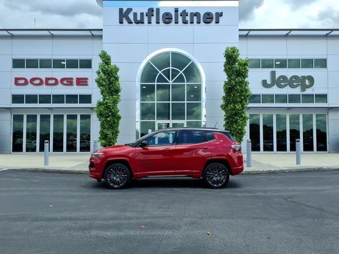 Used 2023 Jeep Compass High Altitude AWD/4WD image 1