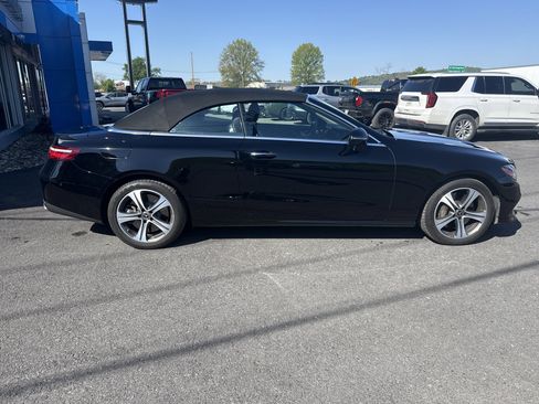 Used 2019 Mercedes-Benz E 450 4MATIC Cabriolet image 2