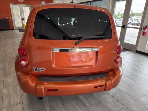 Used 2006 Chevrolet HHR LT w/ Preferred Equipment Group FWD image 12
