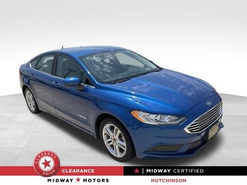 Used 2018 Ford Fusion S FWD image 1