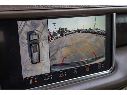 Used 2024 GMC Yukon Denali w/ Advanced Technology Package AWD/4WD image 49