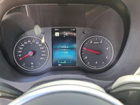 Used 2023 Mercedes-Benz Sprinter 2500 image 12