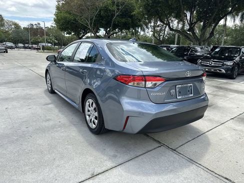 Used 2023 Toyota Corolla LE FWD image 39