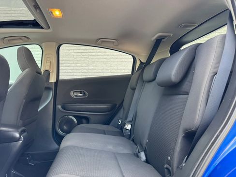 Used 2019 Honda HR-V EX image 19