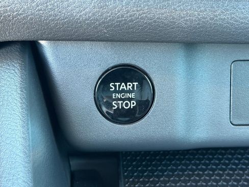 Used 2026 Nissan Rogue SV image 30