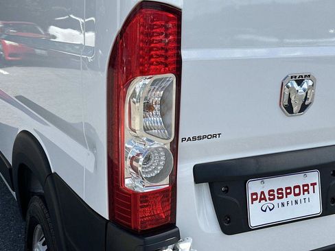 Used 2025 RAM ProMaster 3500 w/ Convenience Group FWD image 12