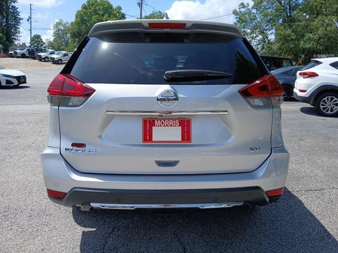Used 2019 Nissan Rogue SV FWD image 7