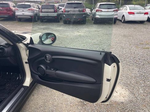 Used 2019 MINI Cooper 2-Door Hardtop FWD image 14