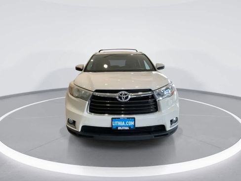 Used 2016 Toyota Highlander Limited AWD/4WD image 3