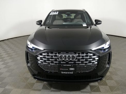 Certified 2025 Audi Q5 Premium w/ Convenience Package AWD/4WD image 8