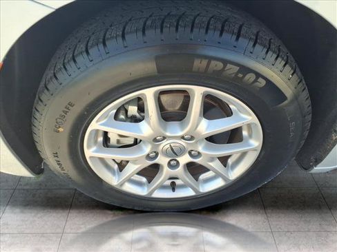 Used 2024 Chrysler Pacifica Touring-L FWD image 14