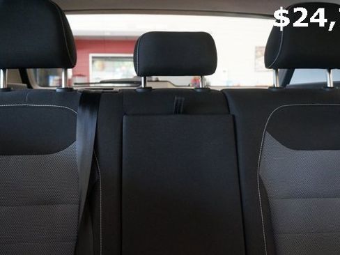 Certified 2025 Volkswagen Taos S image 57