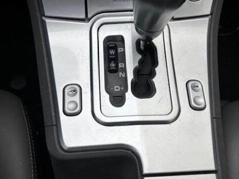 Used 2005 Chrysler Crossfire Limited image 4