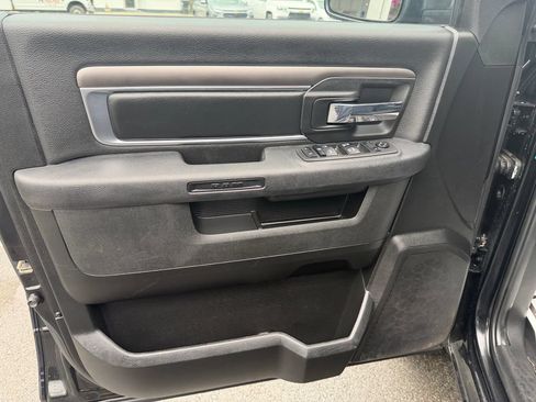 Used 2024 RAM 1500 Warlock AWD/4WD image 12