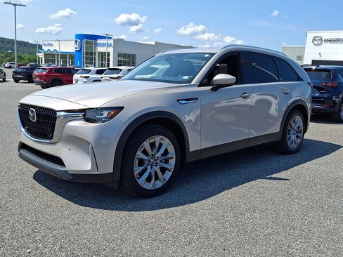Certified 2026 MAZDA CX-90 3.3 Turbo w/ Preferred Package AWD/4WD image 4
