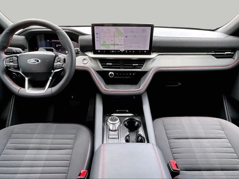 Used 2025 Ford Explorer ST-Line RWD image 15