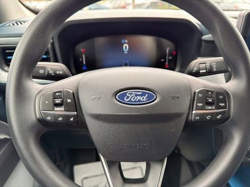 Used 2025 Ford Maverick XLT w/ Equipment Group 302A AWD/4WD image 3