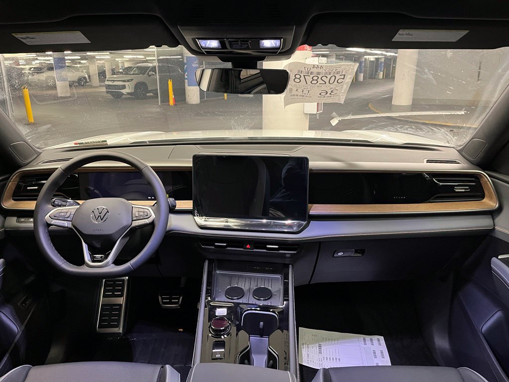 New 2027 Volkswagen Atlas SEL R-Line AWD/4WD image 6