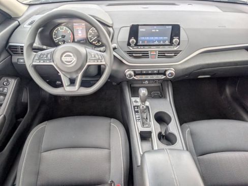 Used 2022 Nissan Altima 2.5 S FWD image 31