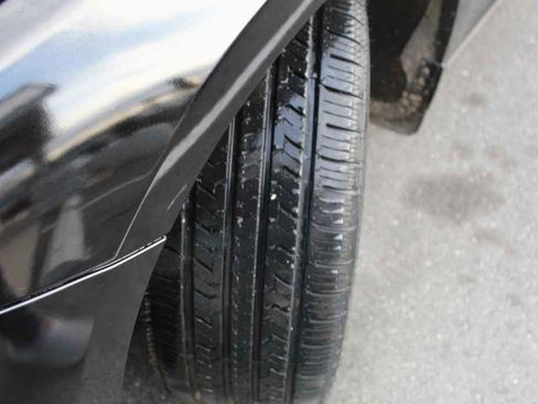 Used 2017 Volvo S60 T5 Dynamic w/ Vision Package image 28