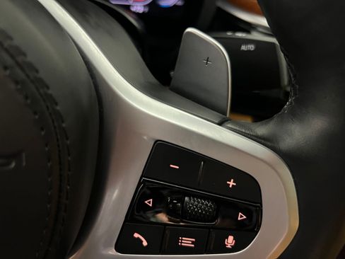 Used 2020 BMW M550i xDrive w/ Executive Package image 26