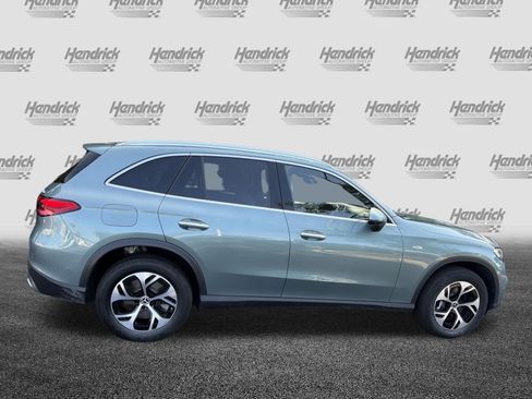 Used 2025 Mercedes-Benz GLC 350e 4MATIC image 11