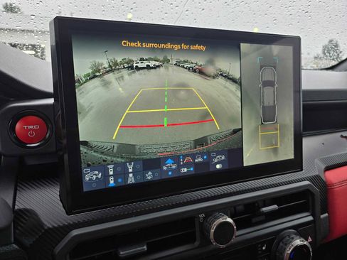 Certified 2025 Toyota Tacoma TRD Pro AWD/4WD image 33