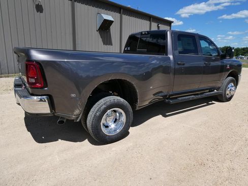 New 2026 RAM 3500 Tradesman AWD/4WD image 4
