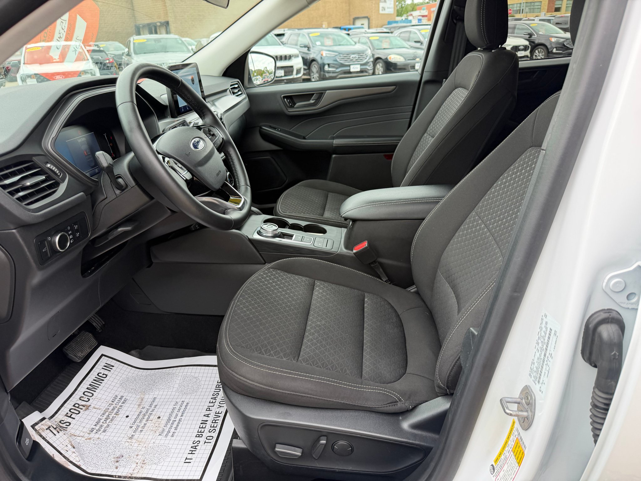Used 2024 Ford Escape Active AWD/4WD image 11